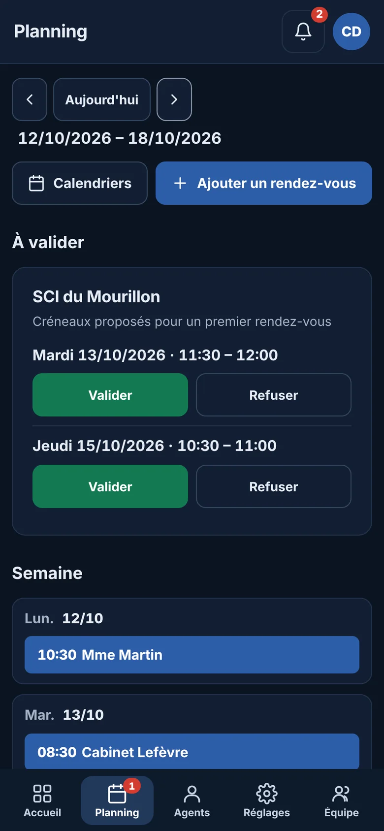 L'application sur téléphone : deux créneaux de rendez-vous à valider, puis le planning de la semaine