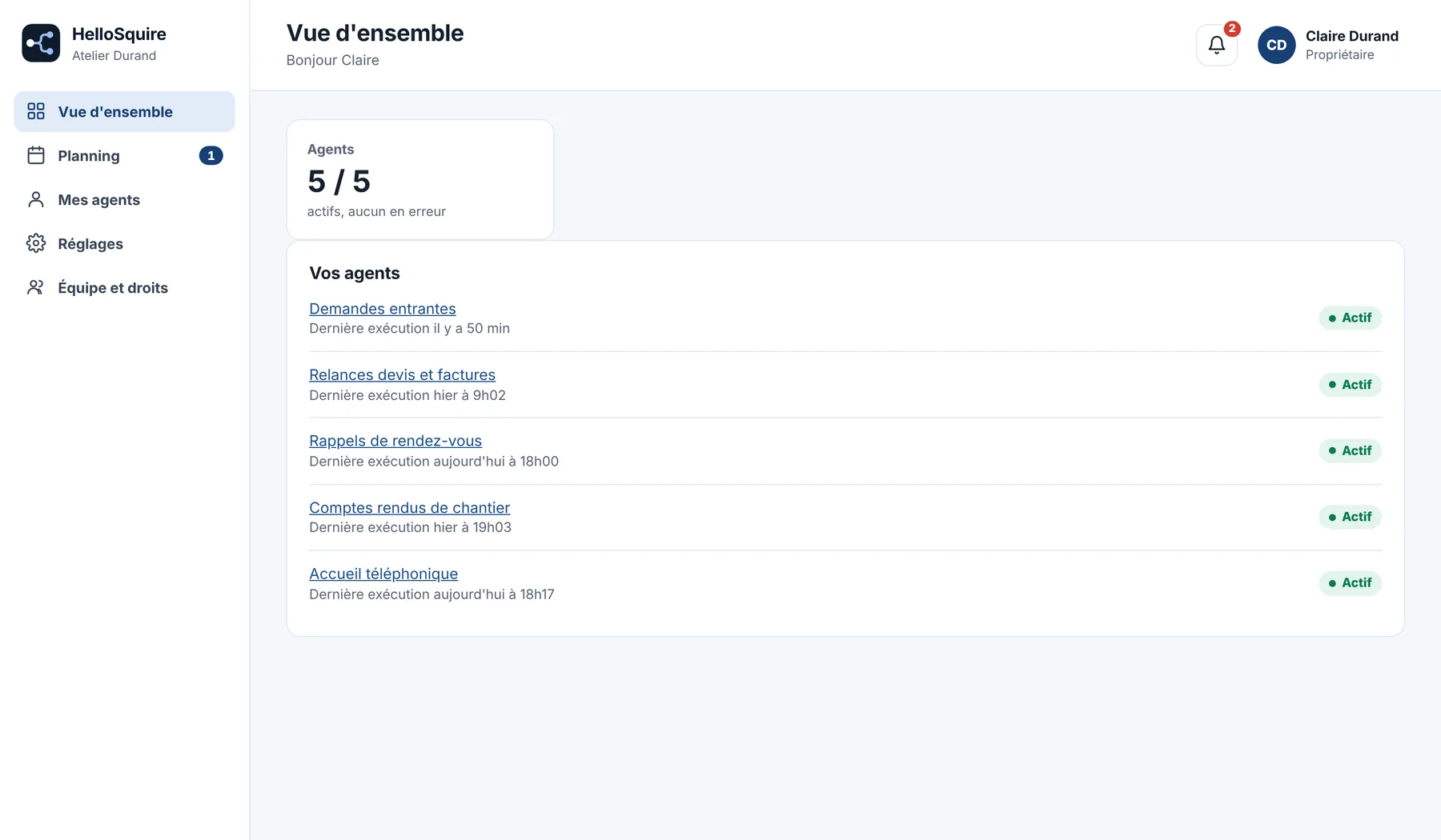 L'application sur ordinateur : vue d'ensemble des cinq agents, leur état et leur dernière action